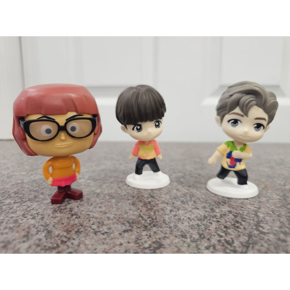 Mcdonald's Happy Meal Tiny Tan X BTS 2 Pieces & Scooby-Doo Velma Bobble Head
